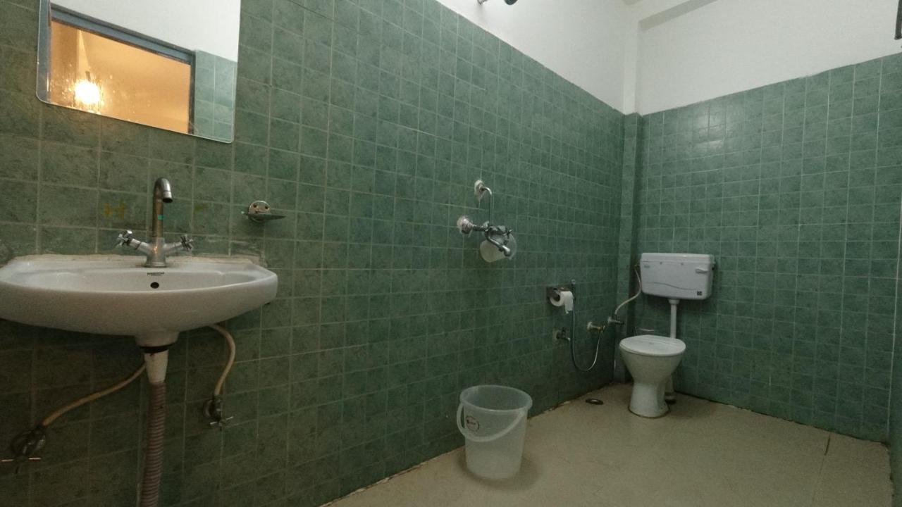 H7 Stay On The Ganges, Yoga & Spa Resort, Rishikesh Exterior photo